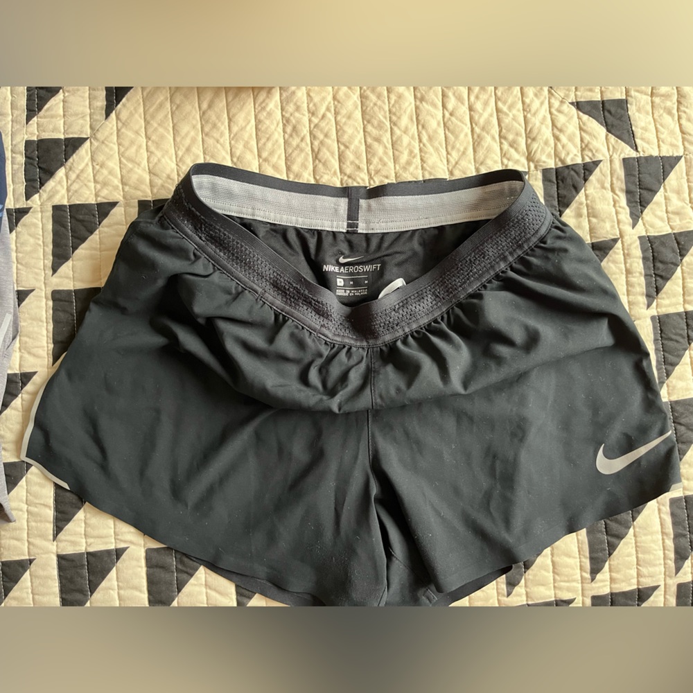 Nike aeroswift shorts size M